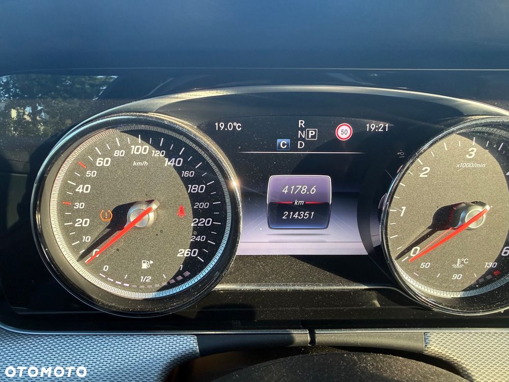 Mercedes-Benz Klasa E 350 d 9G-TRONIC - 27