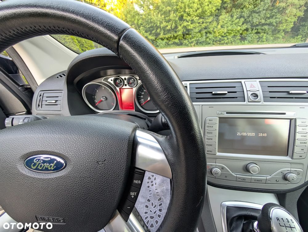 Ford Kuga 2.0 TDCi Titanium - 28