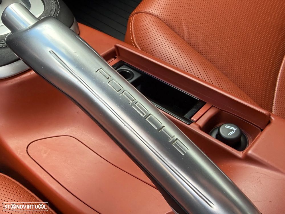Porsche 911 (997) Carrera 4 S PDK - 18