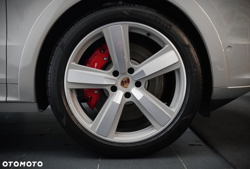 Porsche Cayenne - 11