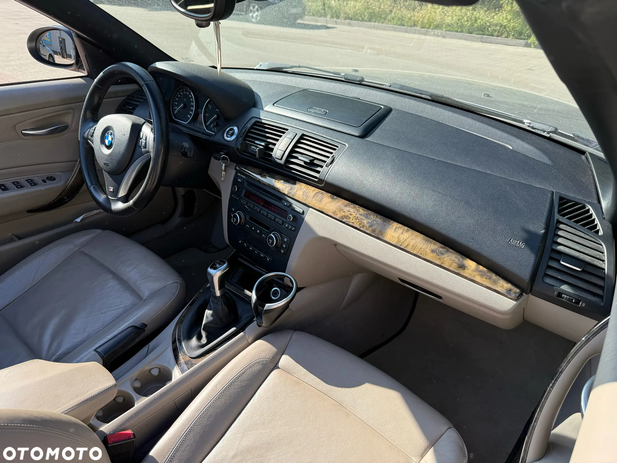 BMW Seria 1 120i - 4