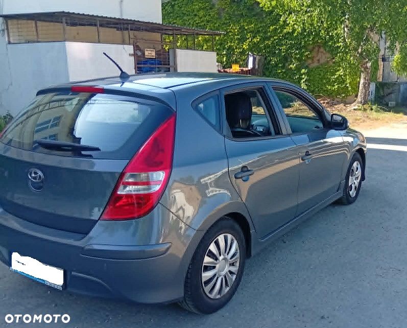 Hyundai i30 1.6 CRDi Classic + - 2