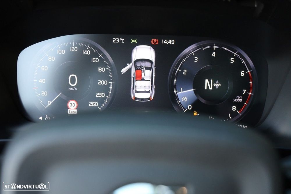 Volvo XC 40 1.5 T2 Essential - 27