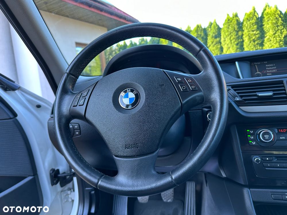 BMW X1 sDrive18i xLine - 18