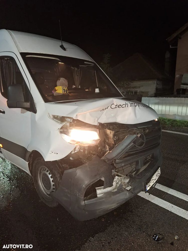 Mercedes-Benz SPRINTER - 1