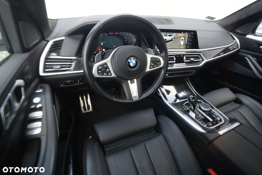 BMW X7 - 31