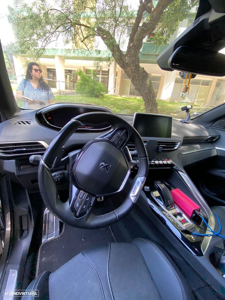 Peugeot 5008 1.5 BlueHDi Allure EAT8 - 2