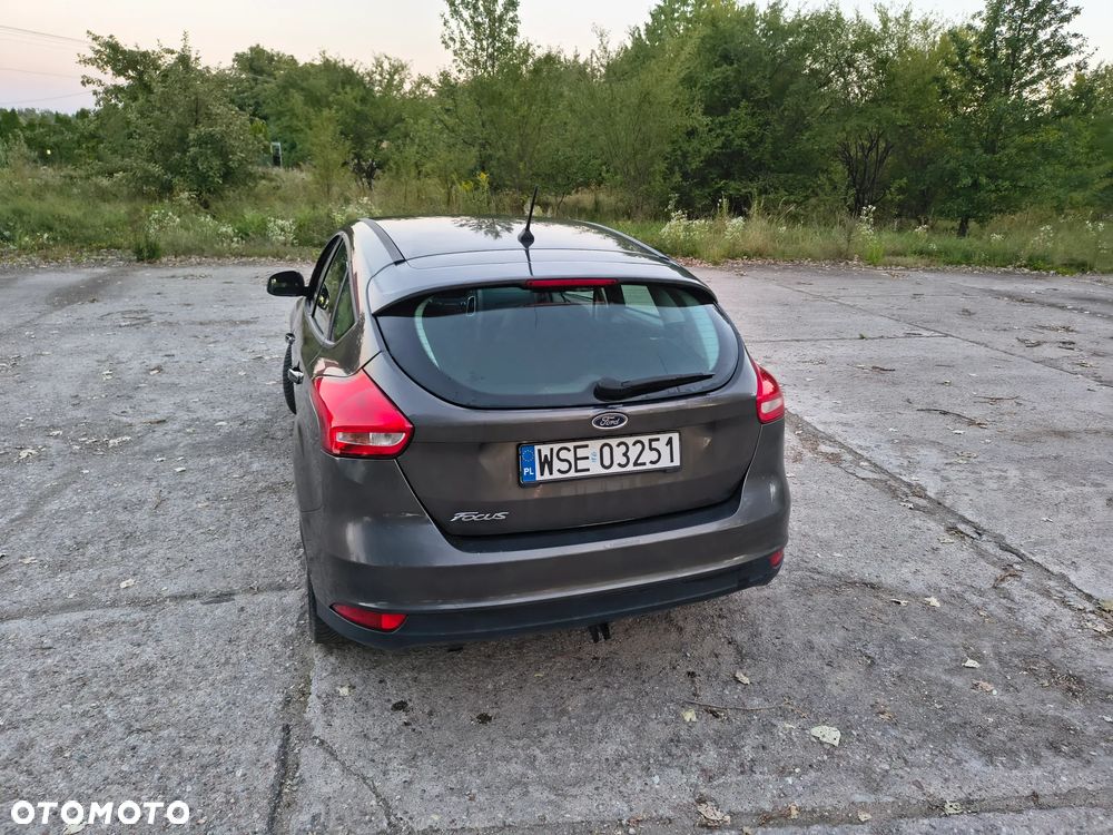 Ford Focus 1.6 Trend - 34