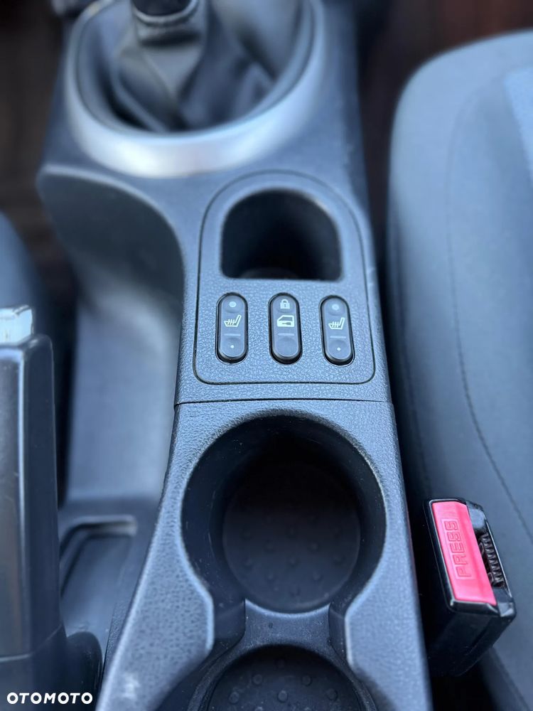 Nissan Qashqai+2 - 18