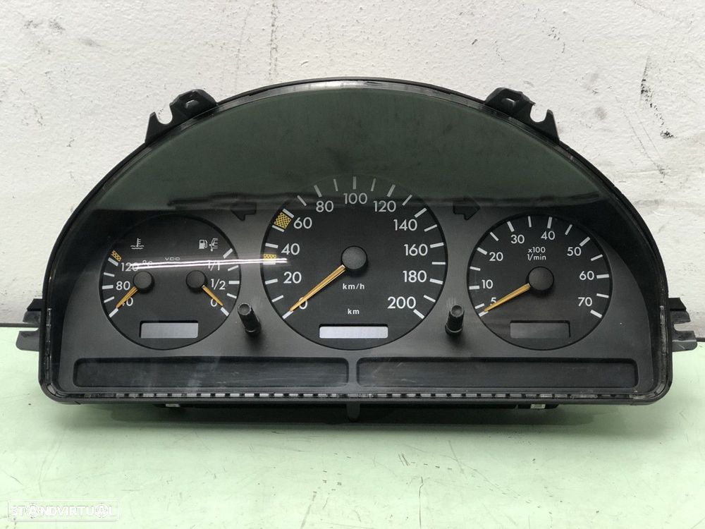 Painel de instrumentos MERCEDES-BENZ M-CLASS (W163) A1635400947 A163 540 09 47 - 1