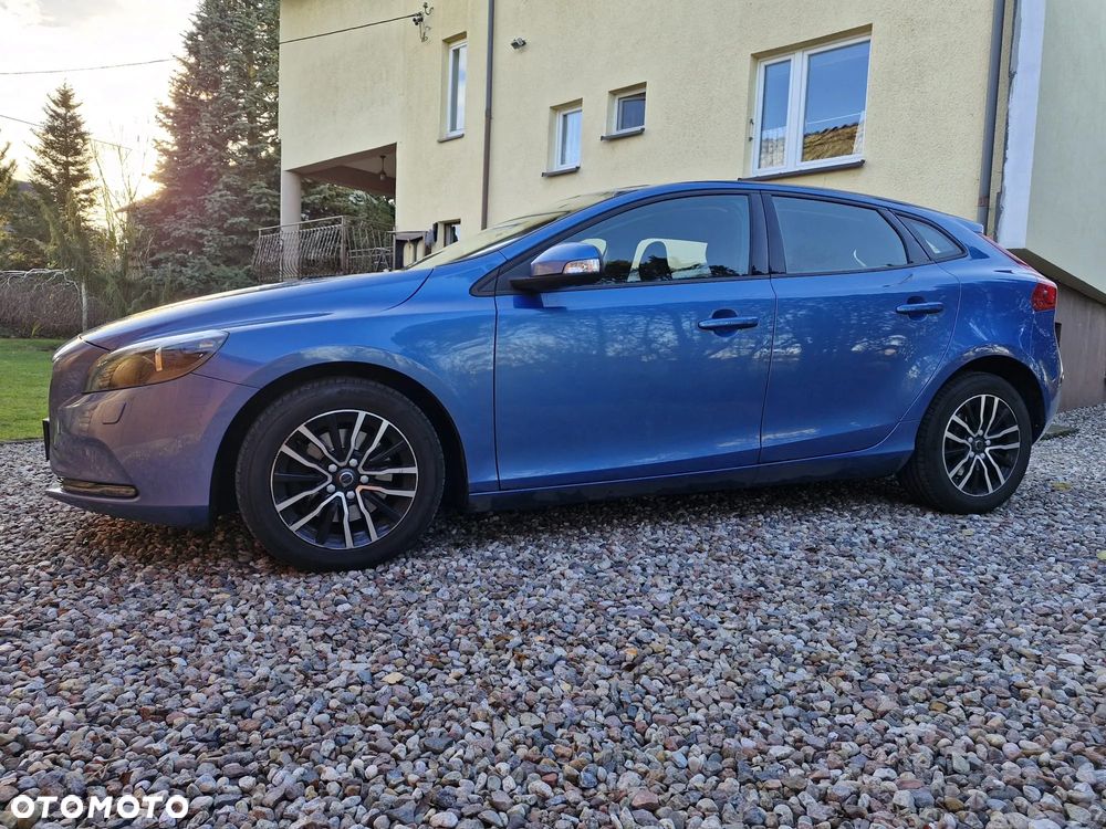 Volvo V40 - 4