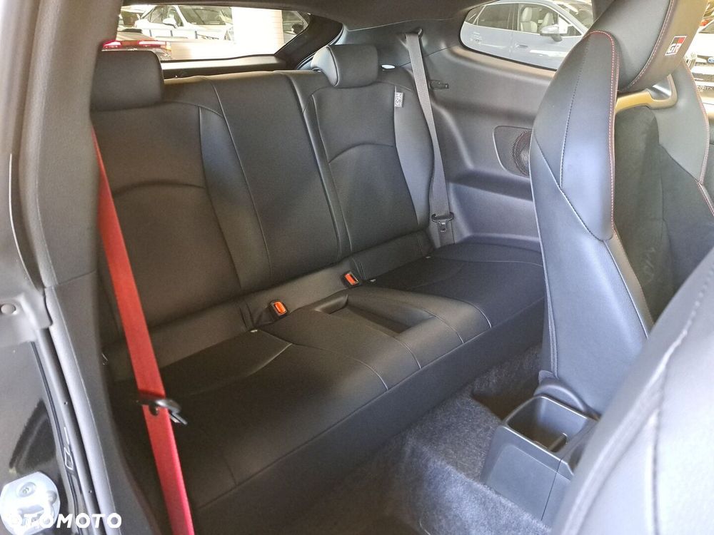 Toyota Yaris - 15