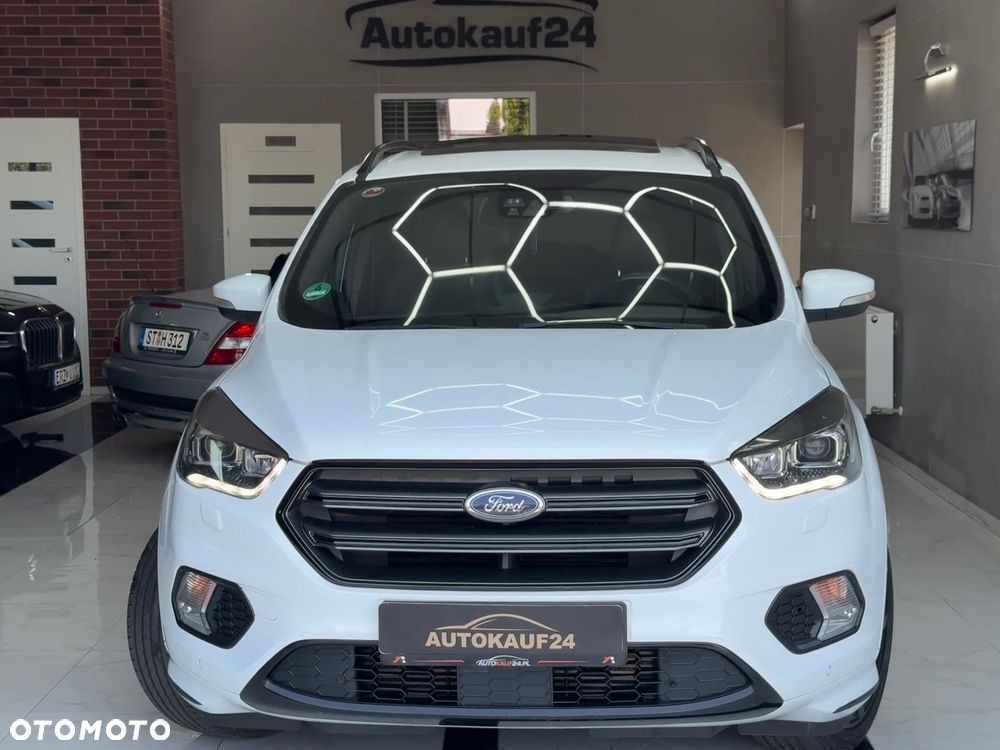 Ford Kuga 2.0 TDCi 4x4 ST-Line - 4