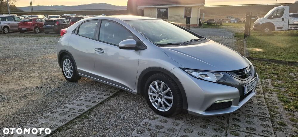 Honda Civic 1.6 i-DTEC Executive Navi - 8