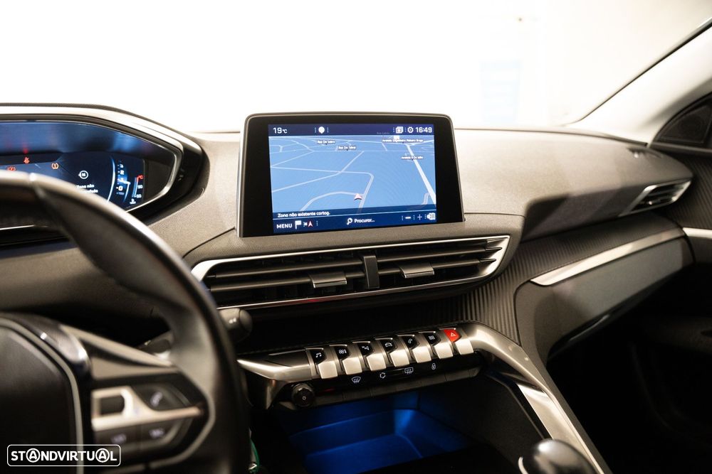 Peugeot 3008 1.2 PureTech Active - 8
