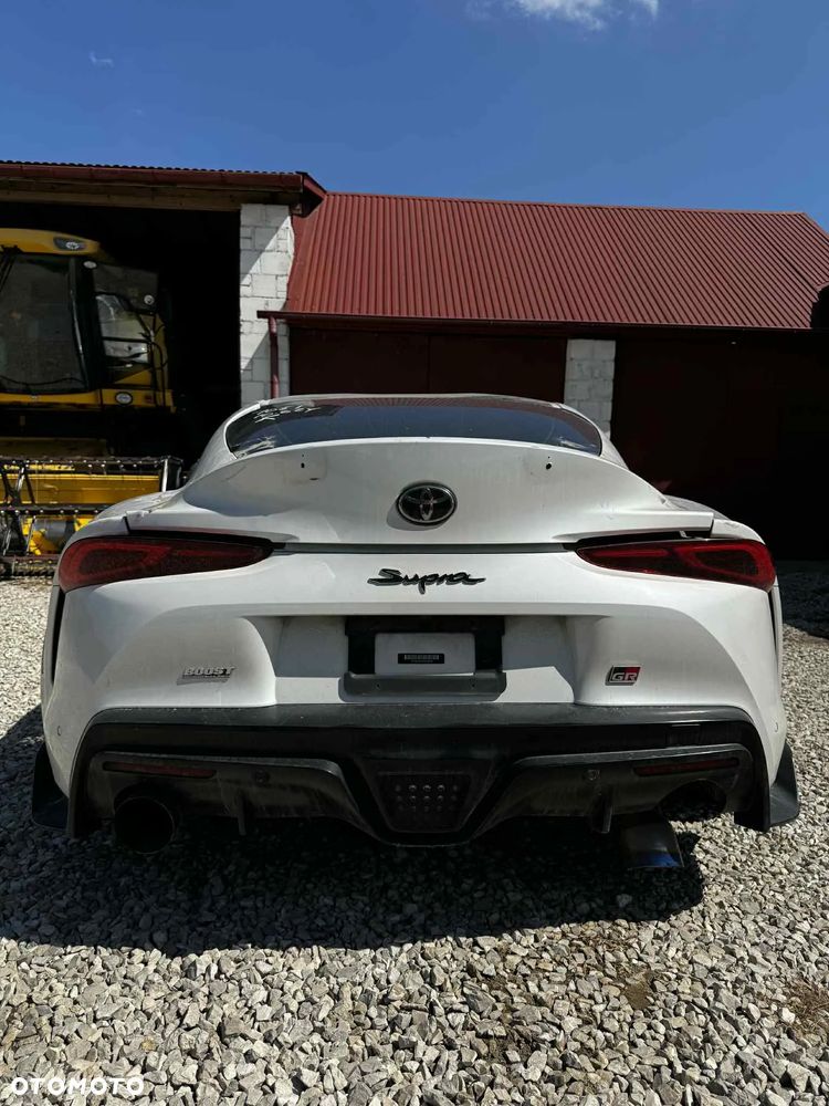 Toyota Supra GR 3.0 - 1
