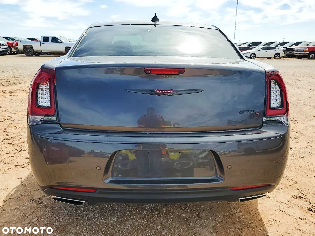 Chrysler 300s - 6