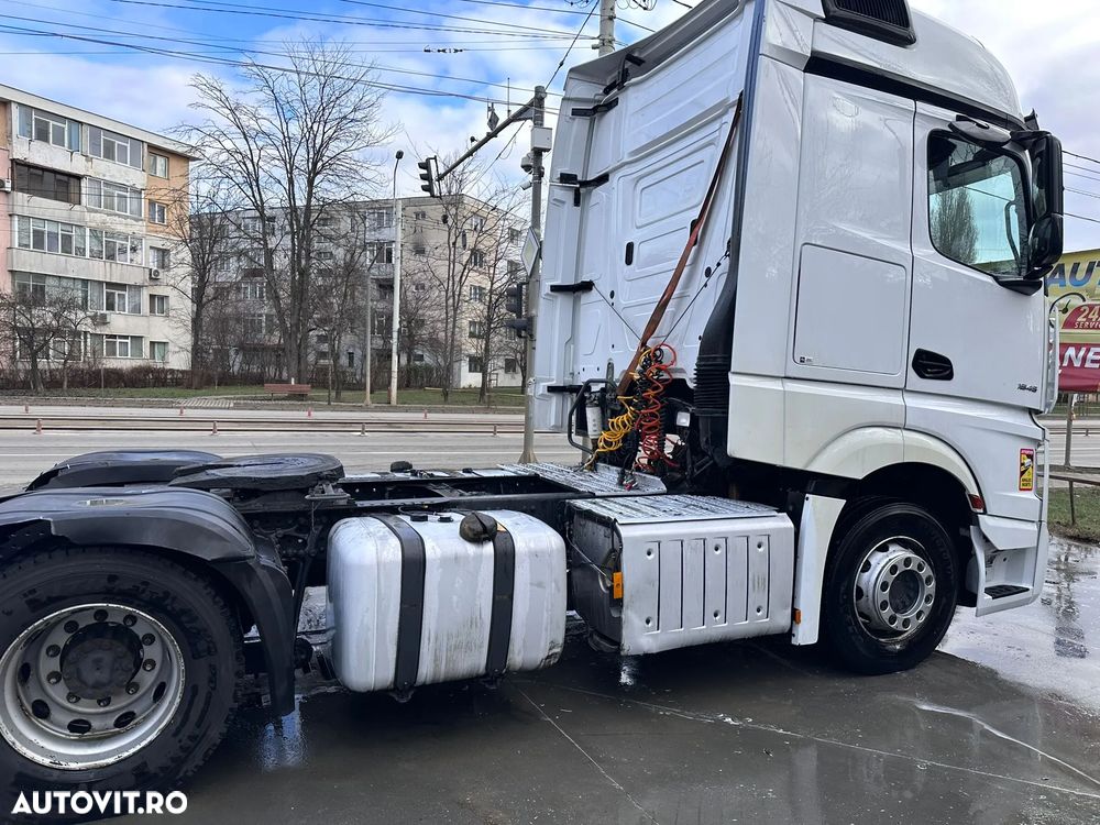 Mercedes-Benz Actros - 7