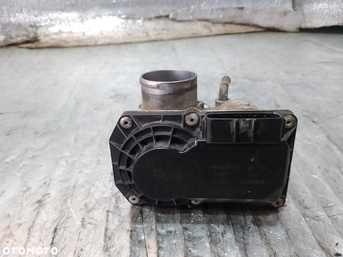 PRZEPUSTNICA MITSUBISHI COLT VI MN149258  05T173 1.1 B - 3
