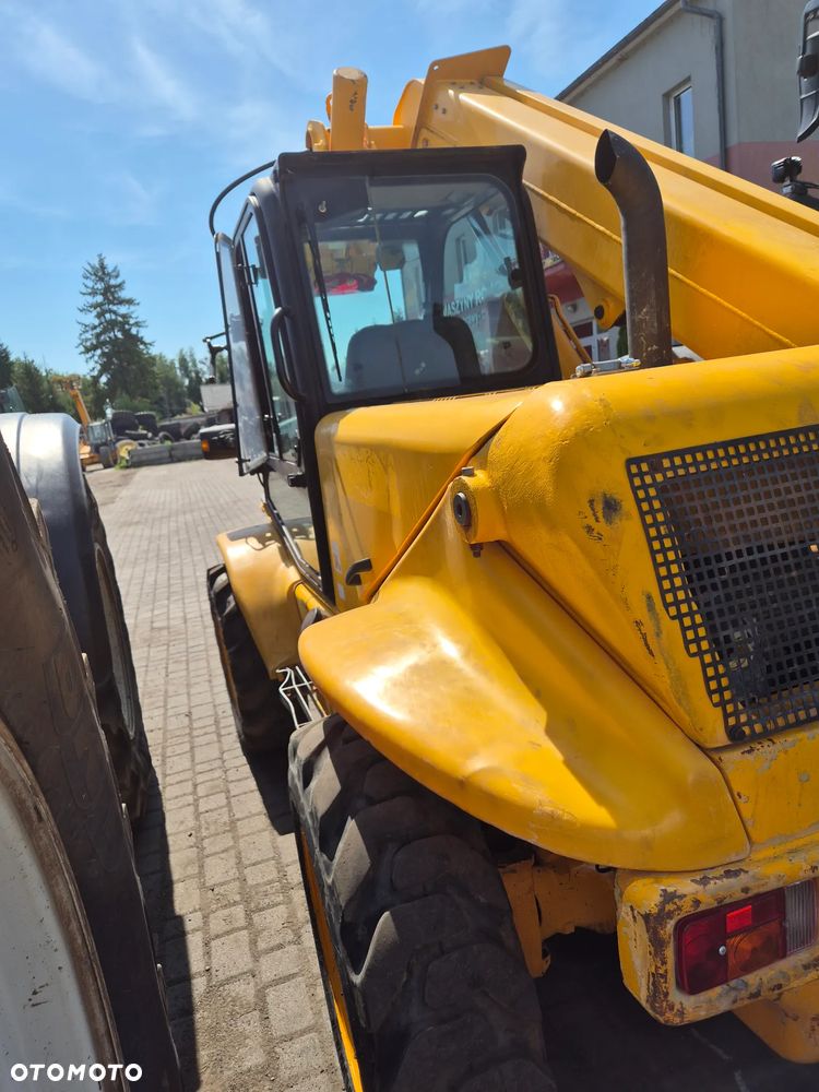 JCB - 3