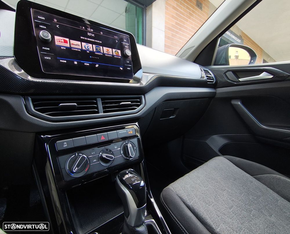 VW T-Cross 1.0 TSI Urban DSG - 12