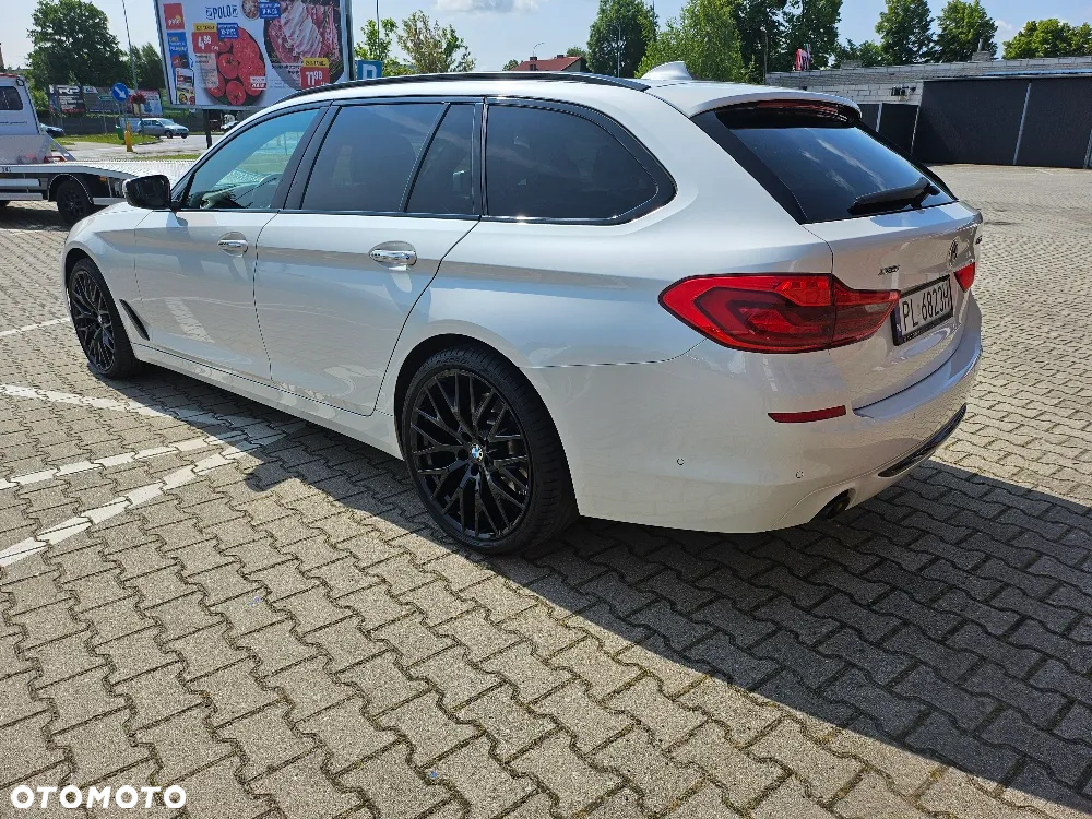 BMW Seria 5 530d xDrive Sport Line sport - 3