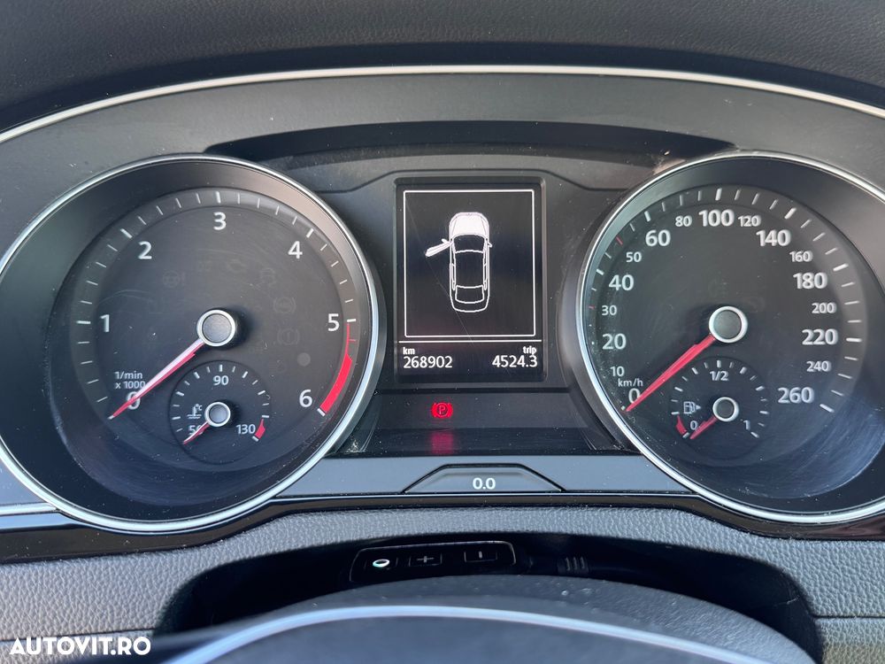 Volkswagen Passat 2.0 TDI Highline - 8