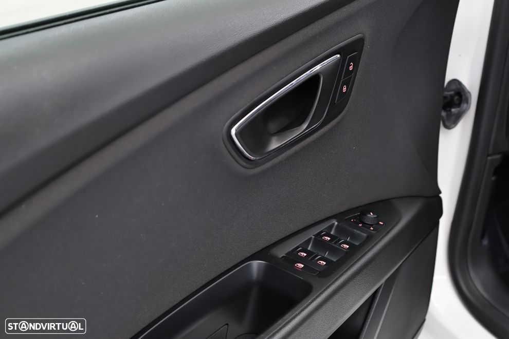 SEAT Leon ST 1.6 TDI Style DSG S/S - 26