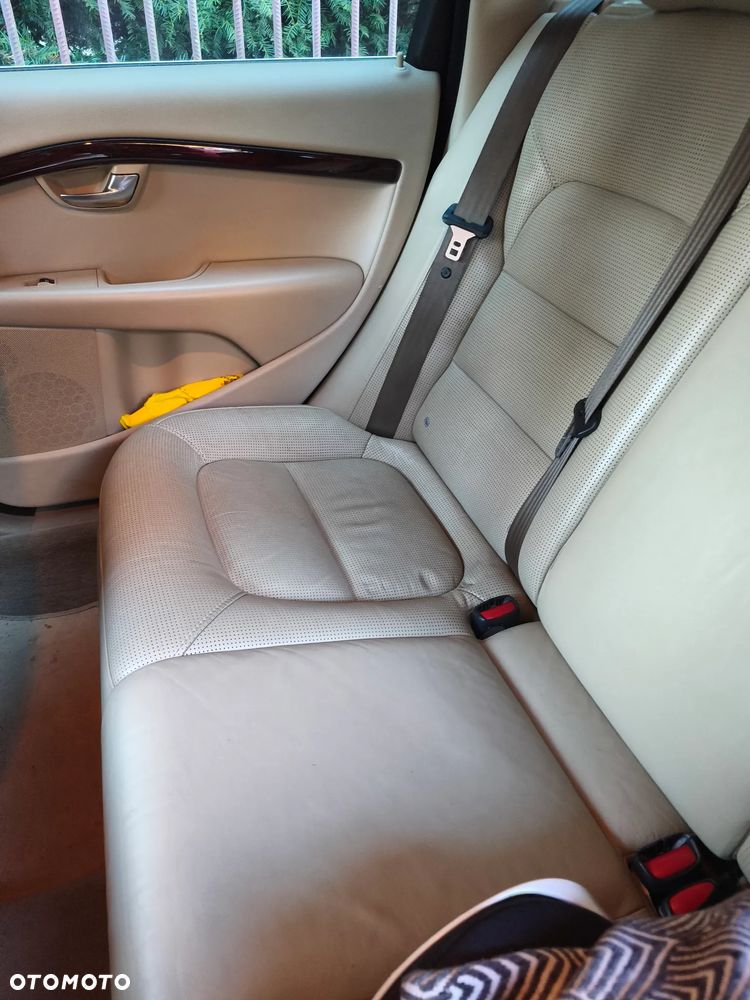 Volvo V70 3.2 Summum - 36