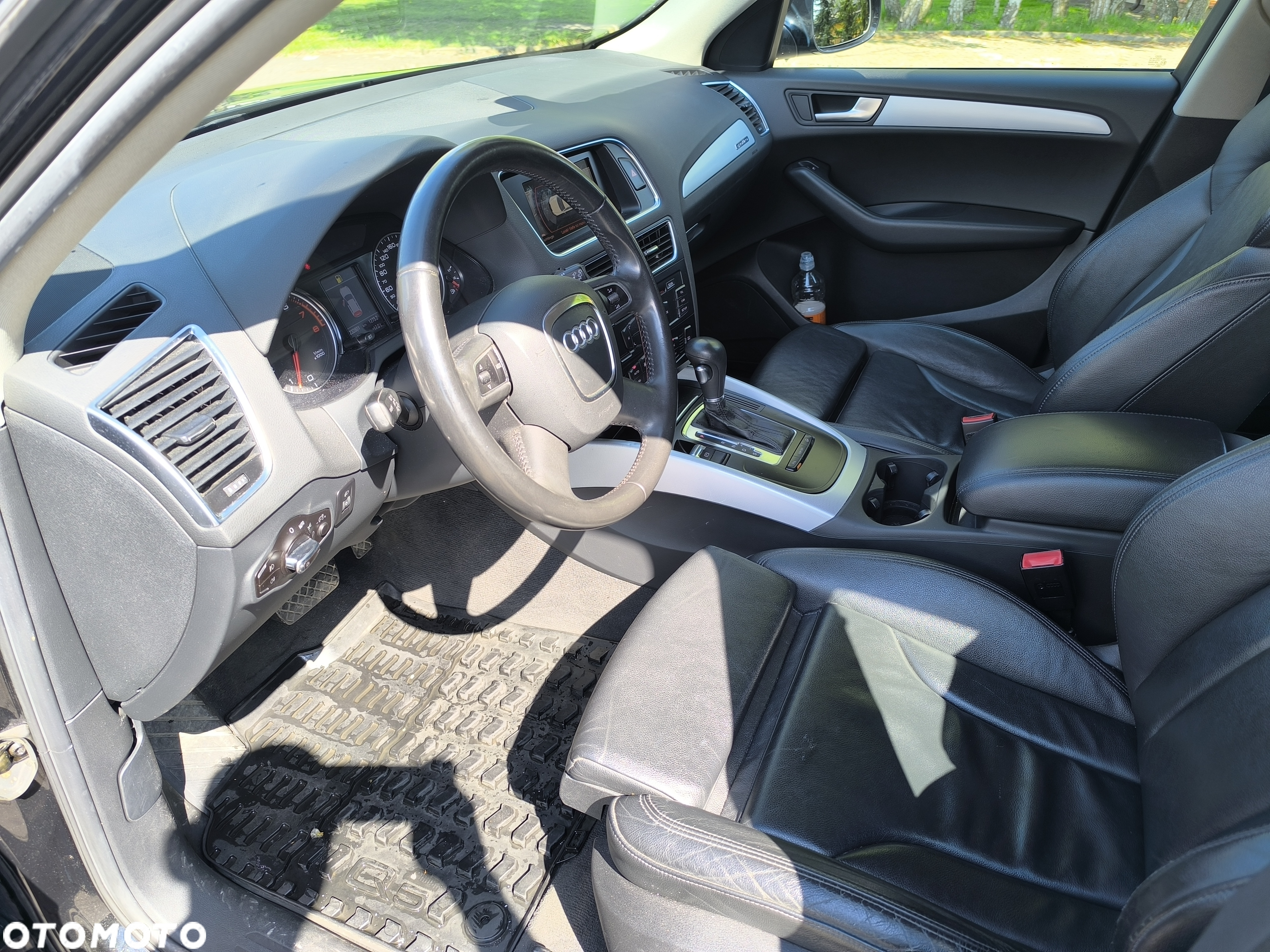 Audi Q5 3.2 FSI Quattro S tronic - 11
