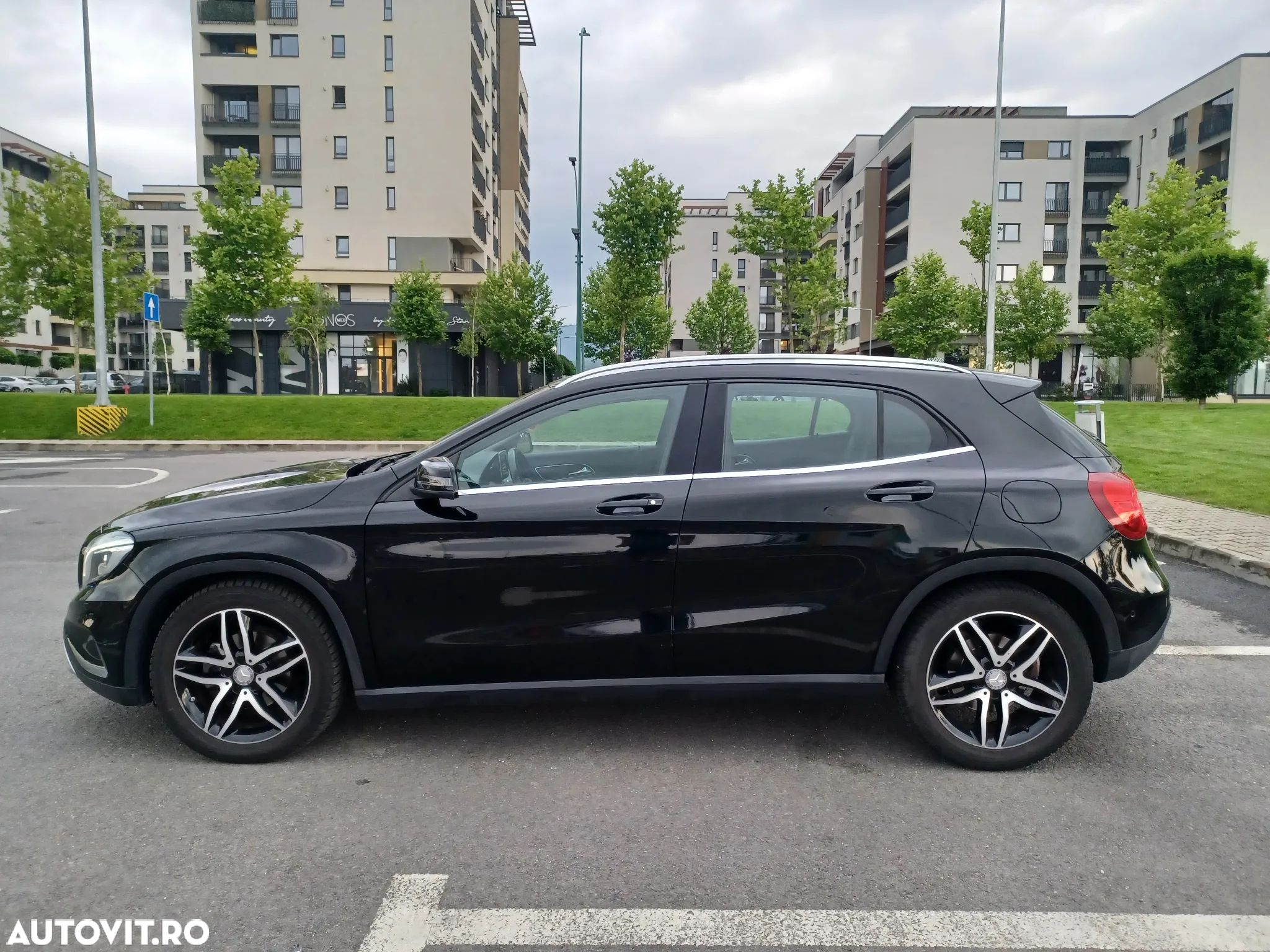 Mercedes-Benz GLA 180 (CDI) d 7G-DCT - 13