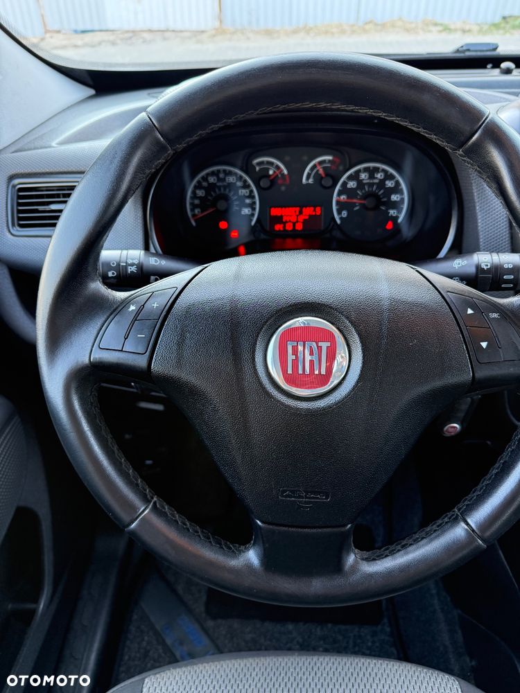 Fiat Doblo 2.0 16V Multijet My - 24