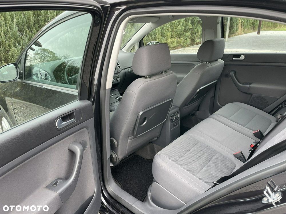 Volkswagen Golf Plus - 15
