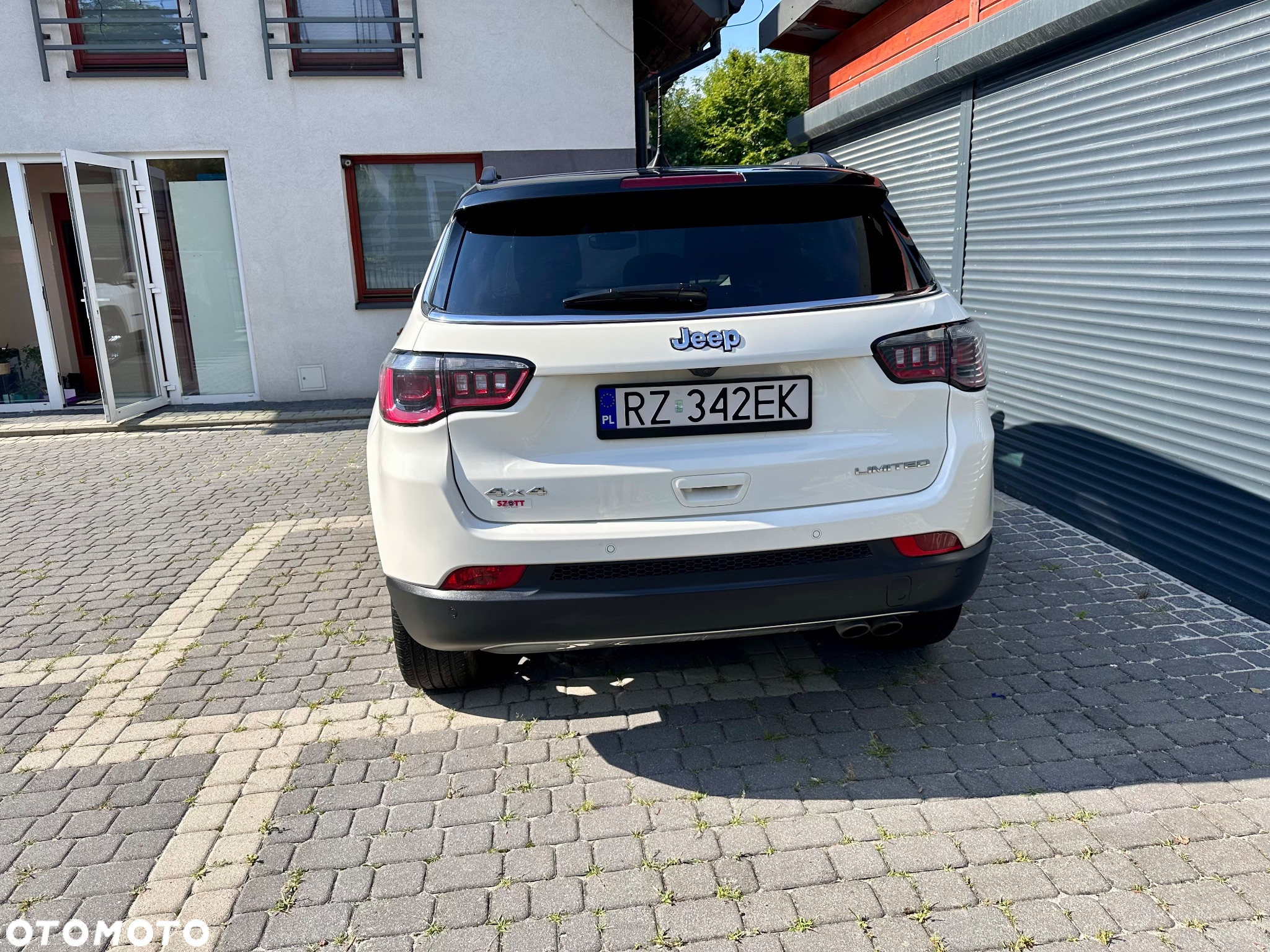 Jeep Compass - 8