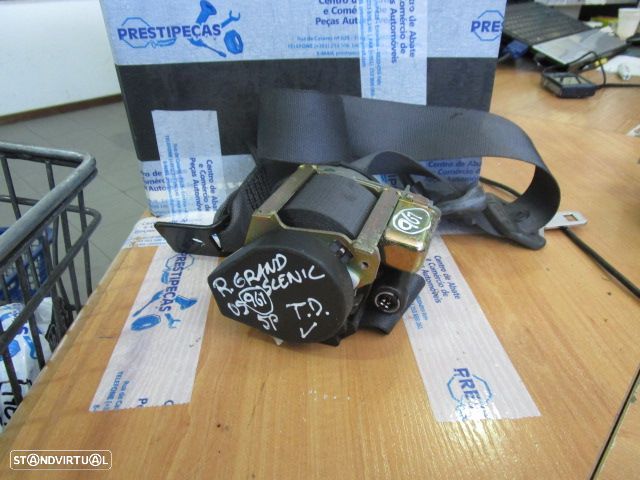 Pre-Tensor 8200309224 RENAULT GRAND SCENIC 2005 TD - 2