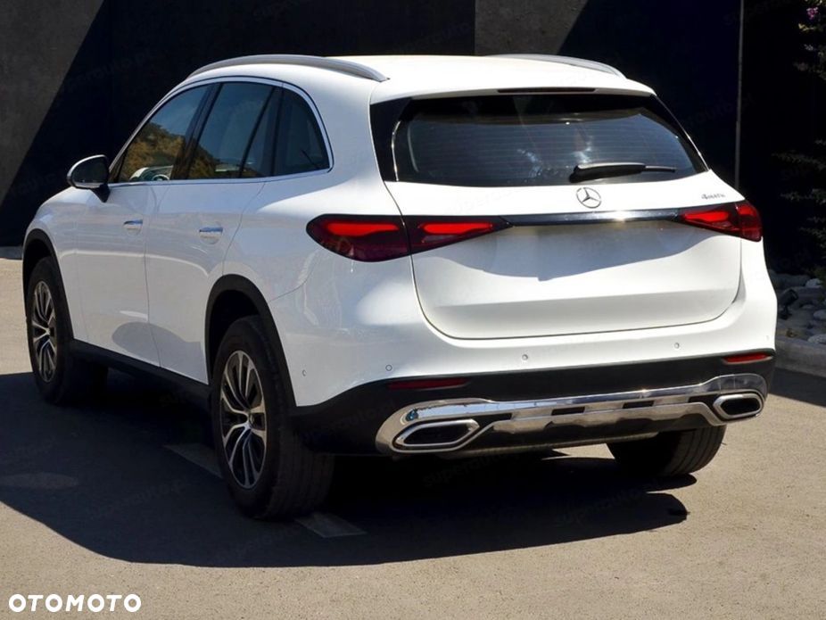 Mercedes-Benz GLC 200 mHEV 4-Matic Avantgarde - 2