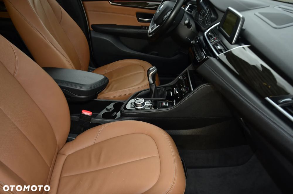 BMW Seria 2 216d GT Luxury Line - 28