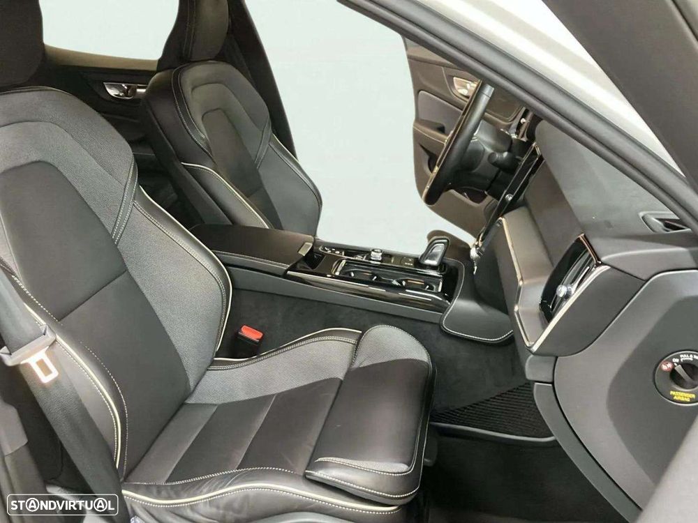 Volvo S60 - 17