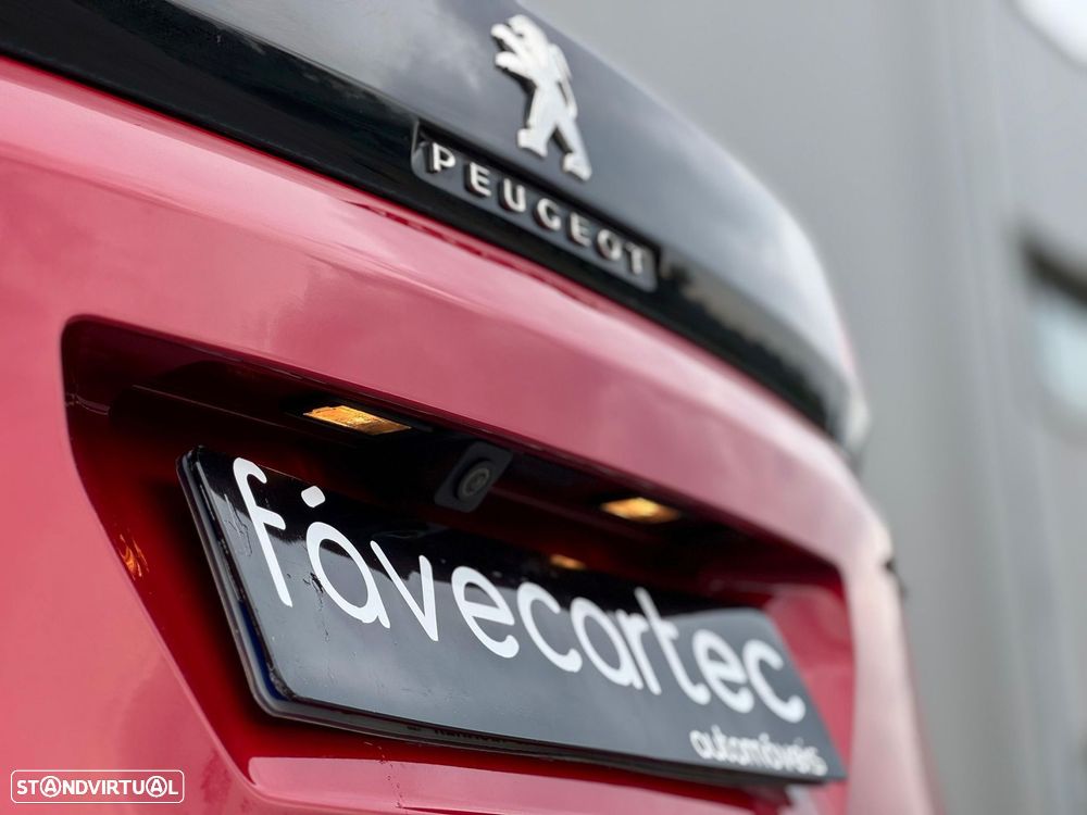 Peugeot 3008 1.2 PureTech GT Line EAT8 - 30