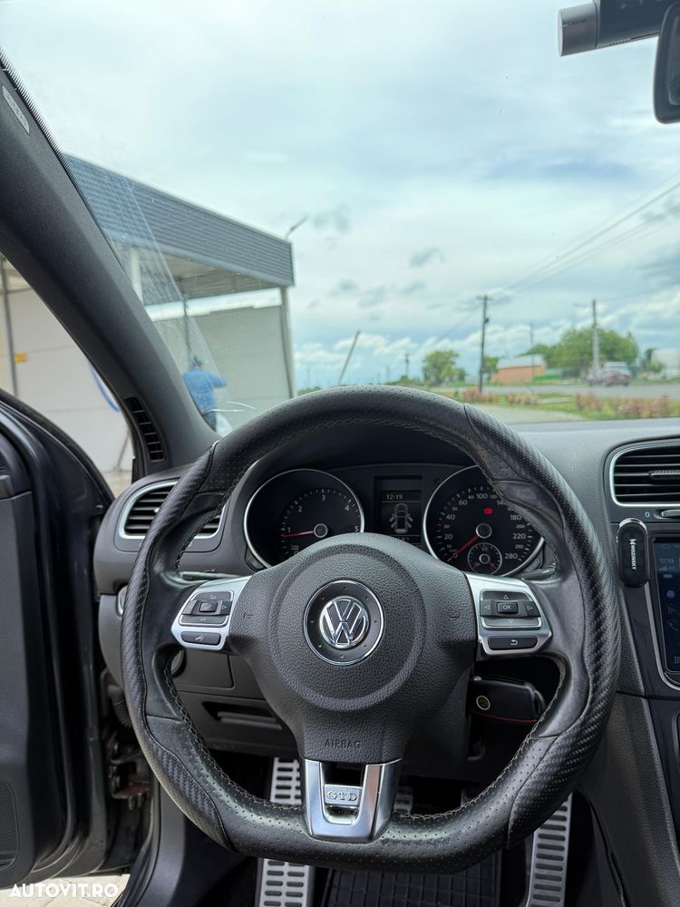 Volkswagen Golf 2.0 TDI DPF GTD - 13