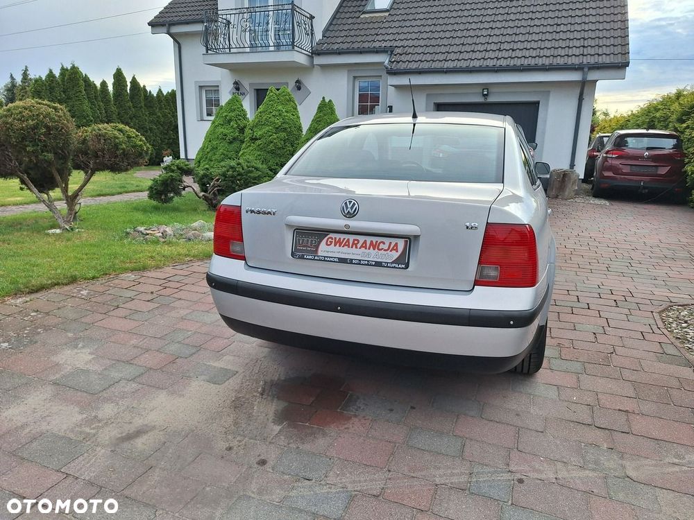 Volkswagen Passat - 9