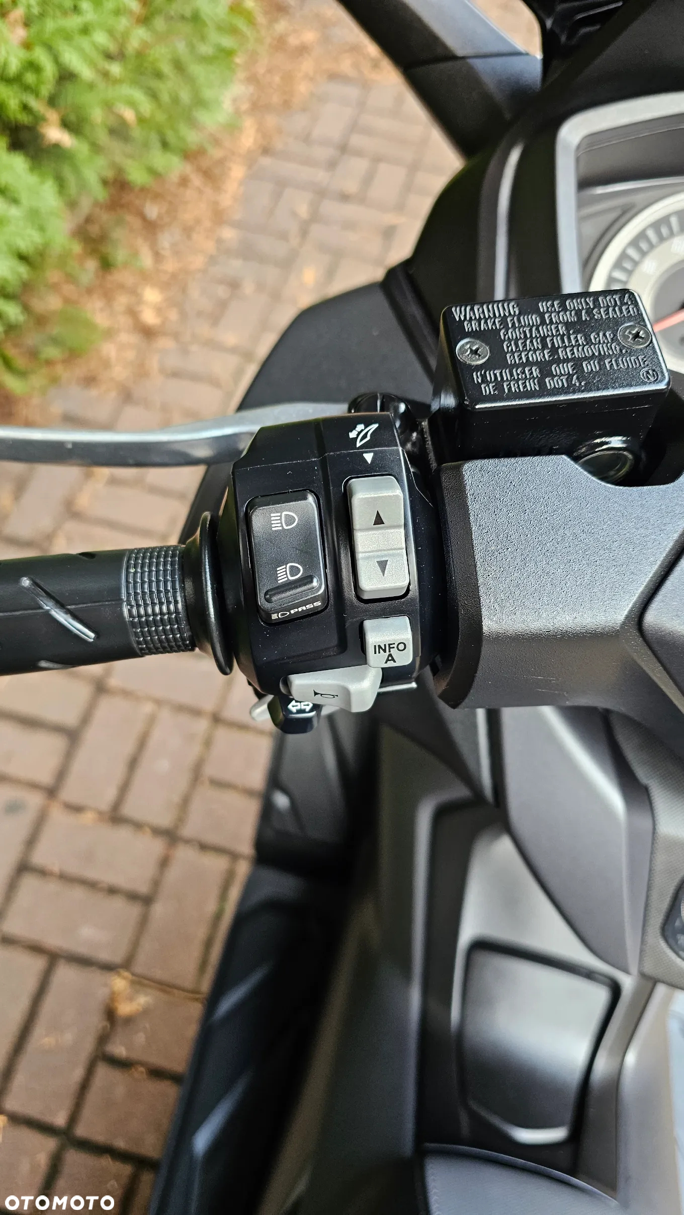 Honda NSS - 17