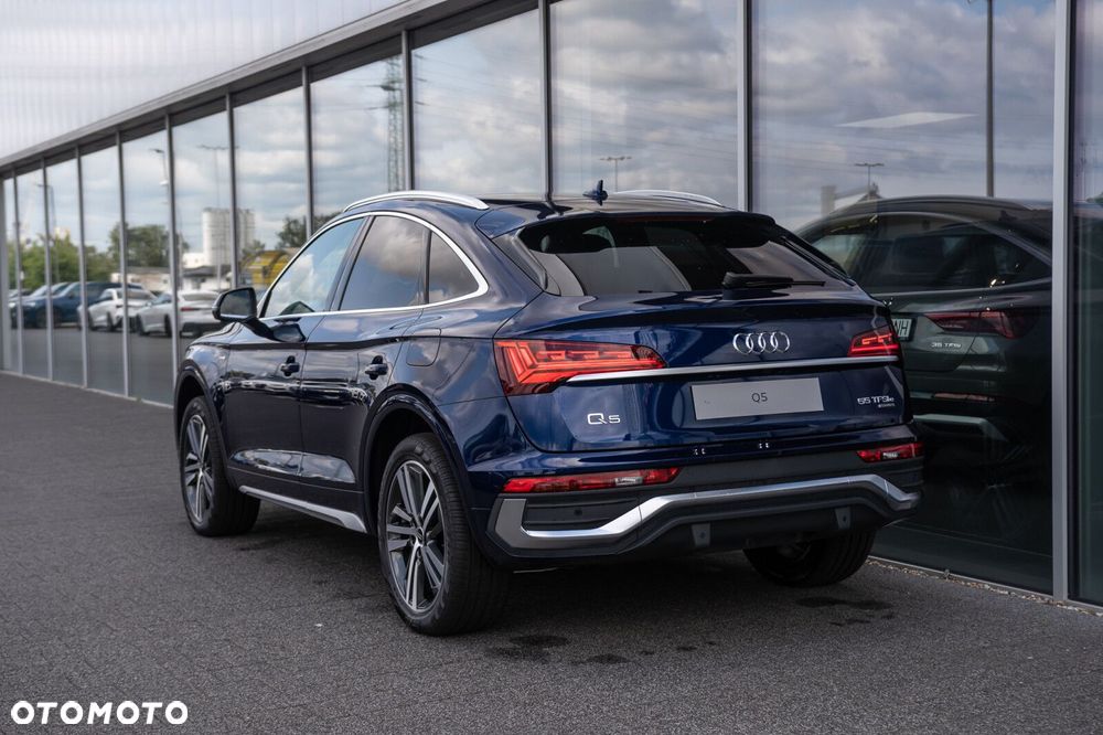 Audi Q5 Sportback - 4