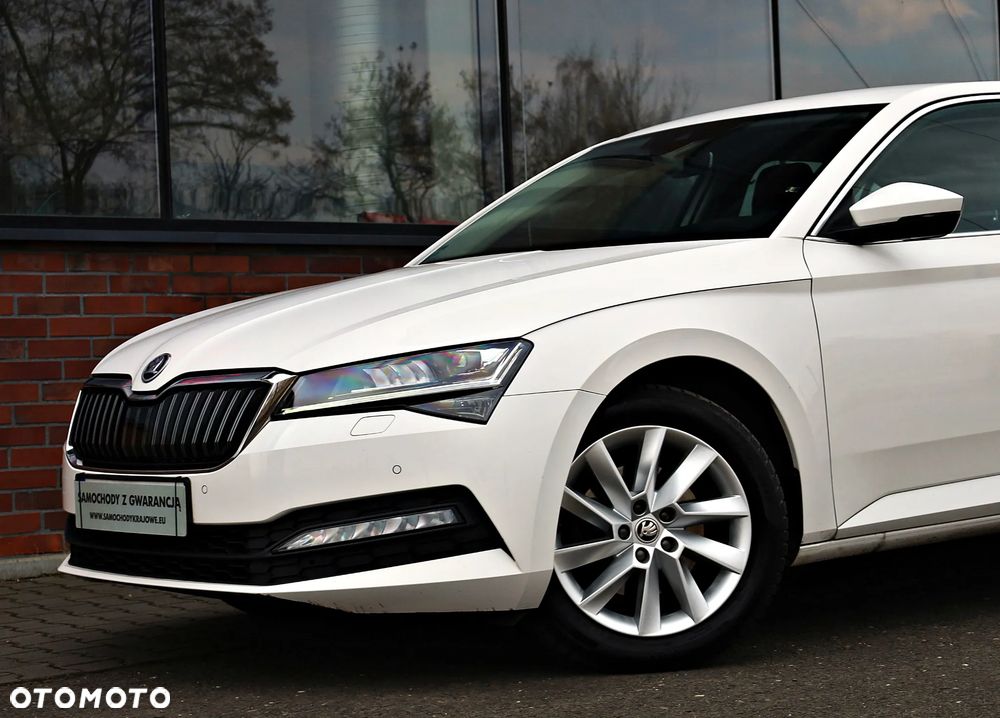 Skoda Superb 2.0 TDI SCR 4x4 Ambition DSG - 13
