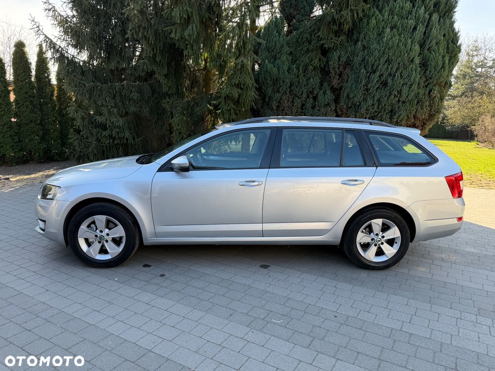 Skoda Octavia 1.6 TDI (Green tec) 4x4 Ambition - 6
