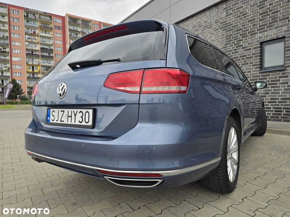 Volkswagen Passat 2.0 TDI SCR 4Motion DDG Highline - 12