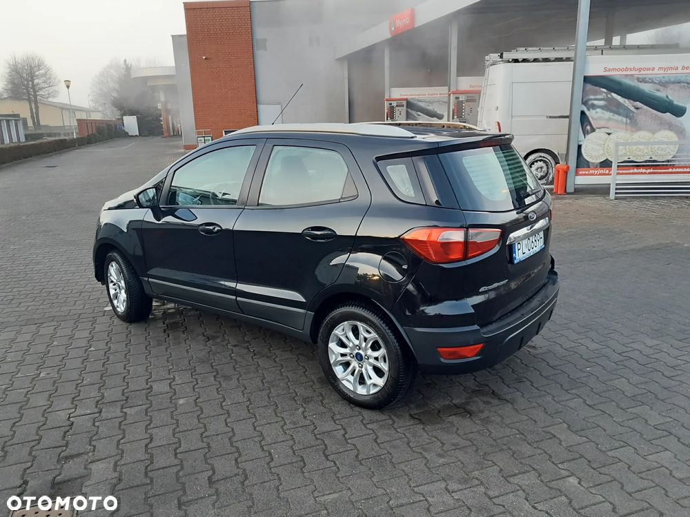 Ford EcoSport - 10
