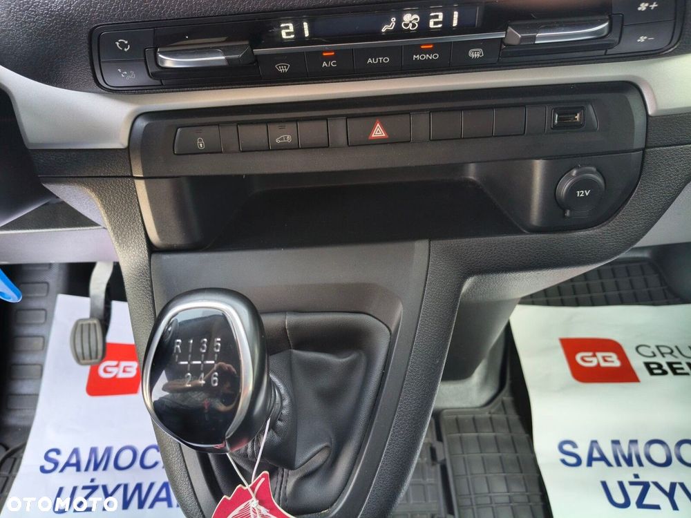Opel Vivaro Extra Long - 17