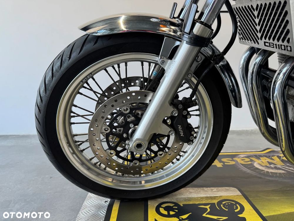 Honda CB - 18