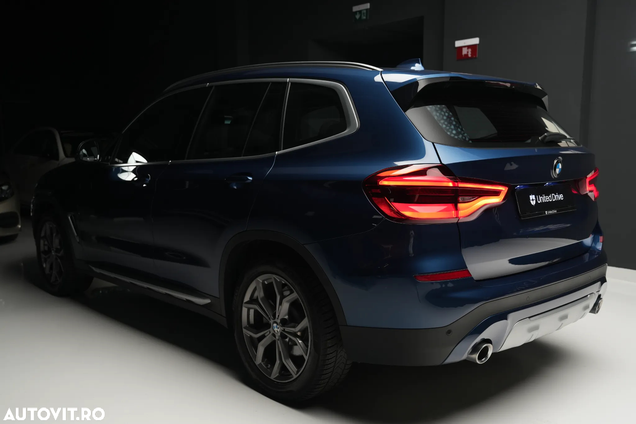BMW X3 xDrive20d AT xLine - 20